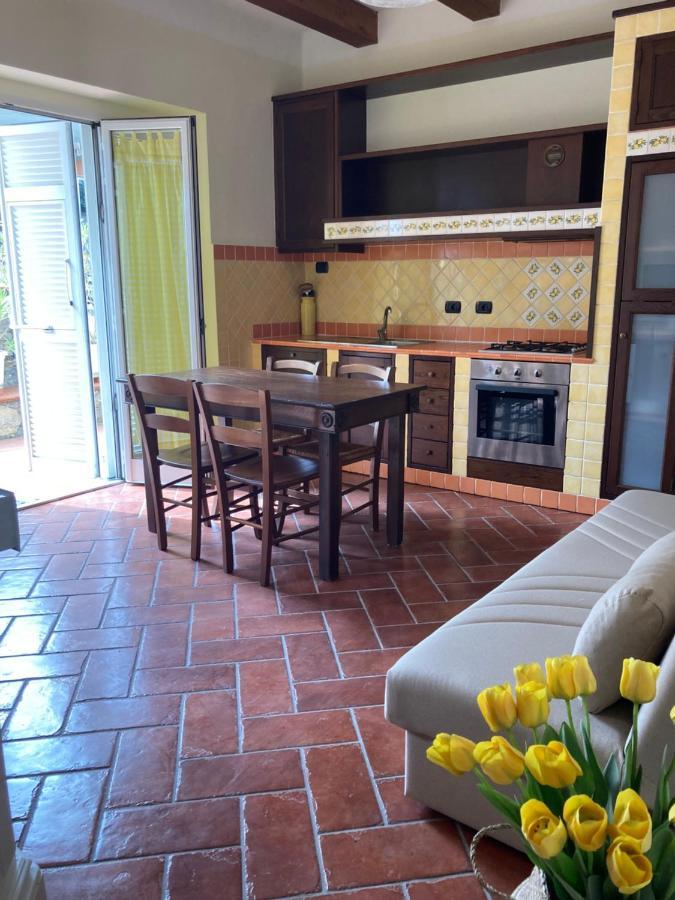 Appartamento F&M Castelnuovo Magra Ngoại thất bức ảnh